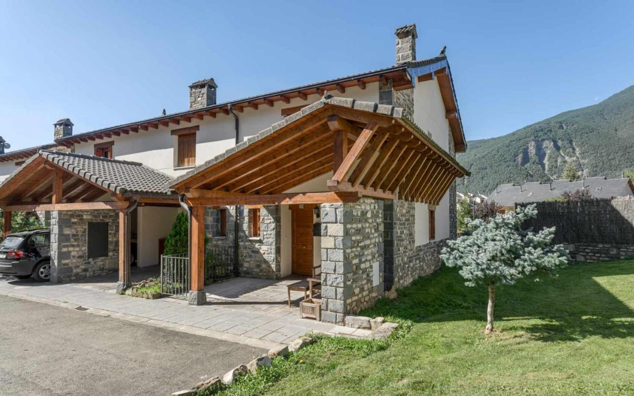 Casa Collarada Confort Villanua Luaran gambar