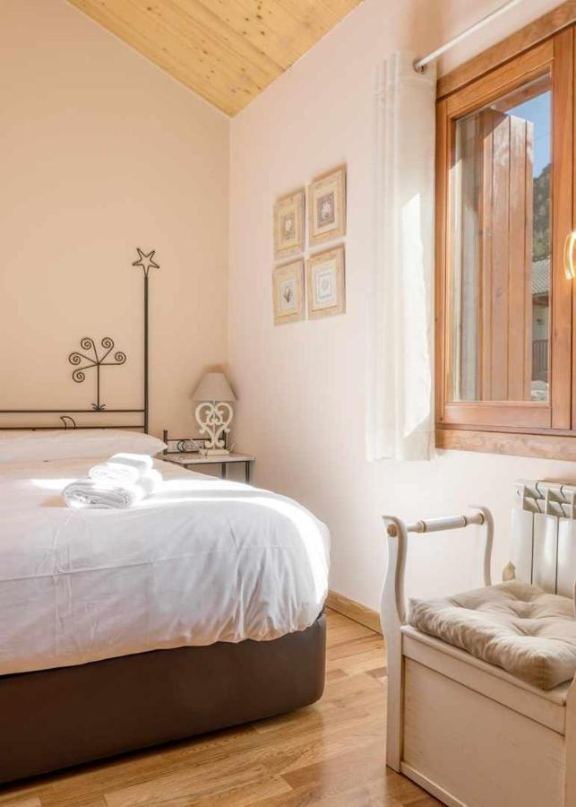 Casa Collarada Confort Villanua Luaran gambar